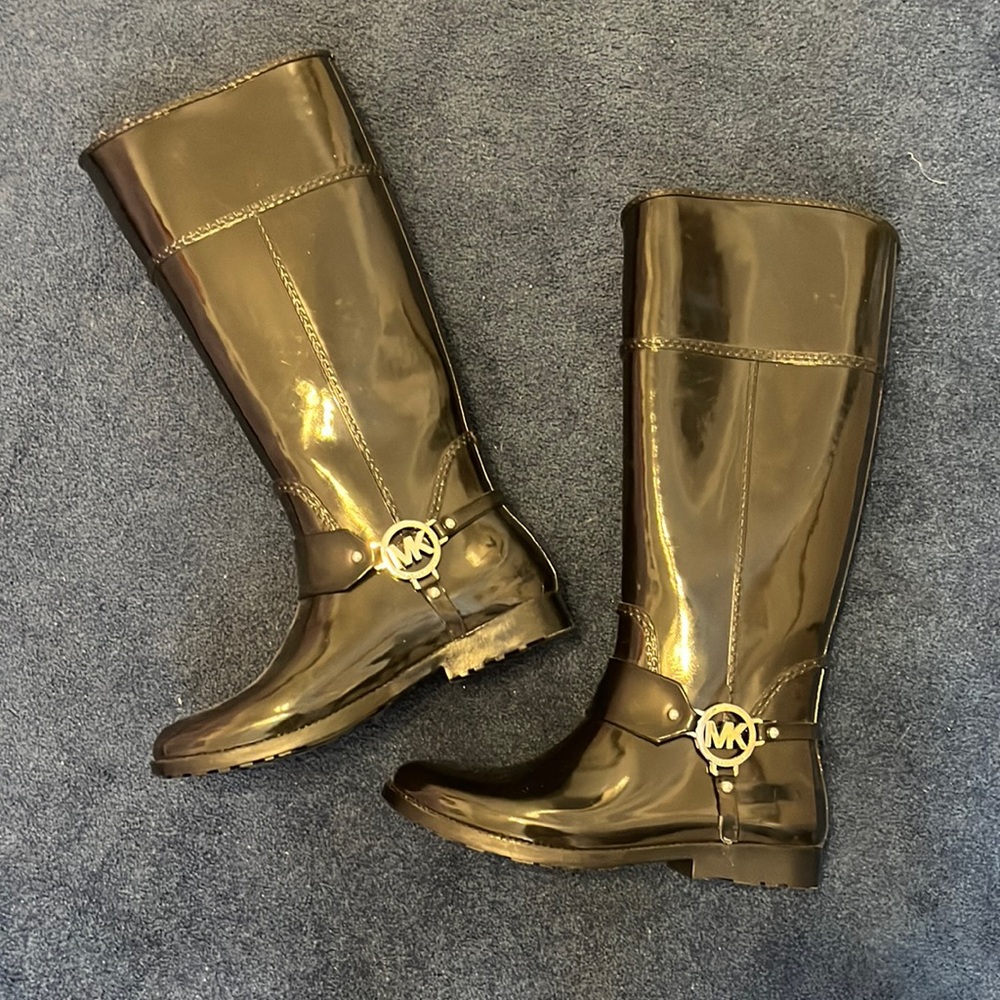 Michael Kors Rain boots size 8 like new